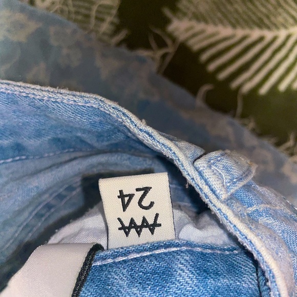 Pattern vintage style jean skirt - Picture 4 of 4